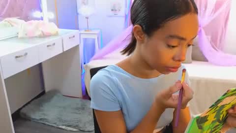 peneelopeecute online show from April 14, 2026, 7:42 pm