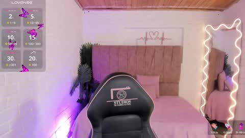 penelope online show from November 23, 2025, 3:06 am