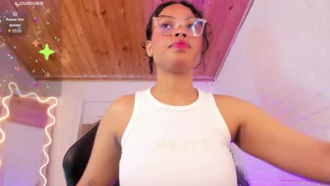 penelope online show from November 27, 2025, 3:19 am