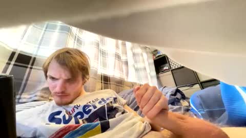 Snapshot of penguin666778 chatting on September 9, 2025, 5:12 pm Penguin online show from September 9, 2025, 5:12 pm