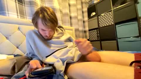 Snapshot of penguin666778 chatting on October 7, 2025, 5:21 pm Penguin online show from October 7, 2025, 5:21 pm