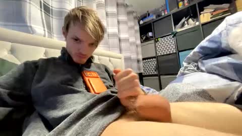 Penguin online show from March 23, 2026, 5:39 pm