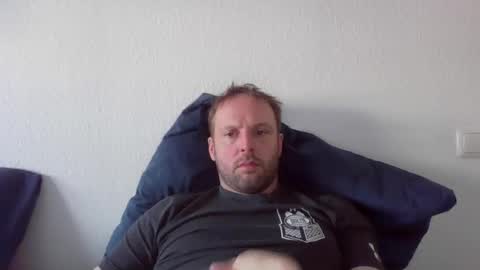 BLA online show from November 21, 2025, 9:41 am