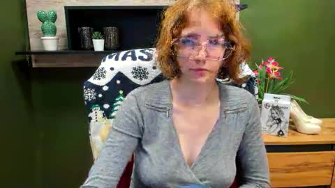 Snapshot of penny_lust chatting on October 3, 2025, 6:21 am Penny online show from October 3, 2025, 6:21 am