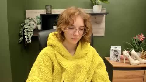 Snapshot of penny_lust chatting on October 21, 2025, 6:25 am Penny online show from October 21, 2025, 6:25 am