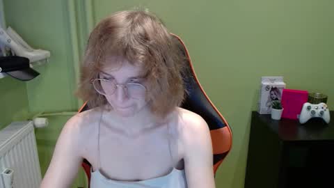 Penny online show from December 5, 2025, 7:39 am