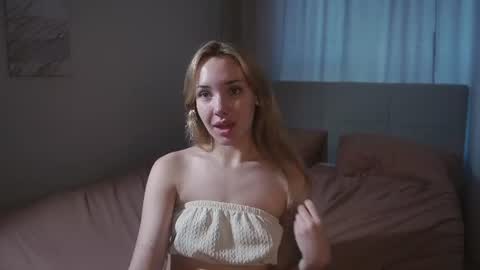 im Kira today is my 1st day here 3 online show from July 30, 2026, 4:55 am