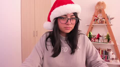 Snapshot of perfect__ana chatting on December 8, 2024, 7:22 pm Sarah Ana Banana online show from December 8, 2024, 7:22 pm