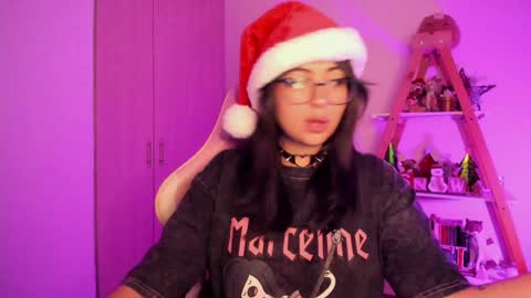 Snapshot of perfect__ana chatting on December 9, 2024, 11:03 pm Sarah Ana Banana online show from December 9, 2024, 11:03 pm