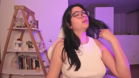 Snapshot of perfect__ana chatting on January 22, 2025, 2:15 am Sarah Ana Banana online show from January 22, 2025, 2:15 am