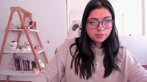 Snapshot of perfect__ana chatting on February 4, 2025, 6:49 pm Sarah Ana Banana online show from February 4, 2025, 6:49 pm