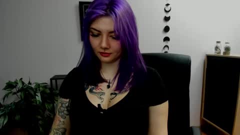 Gabbie online show from December 15, 2024, 11:23 am