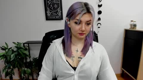 Gabbie online show from February 1, 2025, 11:43 am