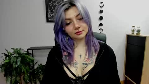 Gabbie online show from February 3, 2025, 3:17 pm