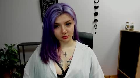 Gabbie online show from February 24, 2025, 3:31 pm