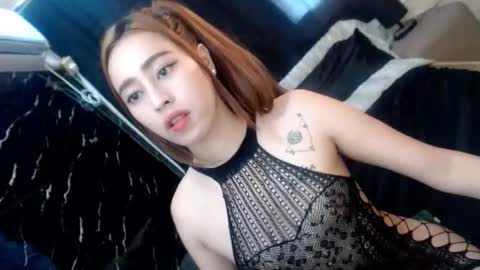 Snapshot of perfect_suckerqueen69 chatting on October 21, 2025, 12:33 am Sweet Gwen online show from October 21, 2025, 12:33 am