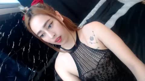 Snapshot of perfect_suckerqueen69 chatting on October 25, 2025, 12:51 am Sweet Gwen online show from October 25, 2025, 12:51 am