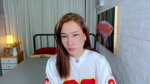 Snapshot of perfectstranger_ chatting on November 6, 2025, 2:51 pm Chloe online show from November 6, 2025, 2:51 pm