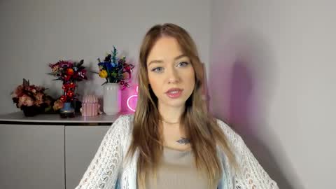 Cindy online show from December 22, 2025, 6:21 am