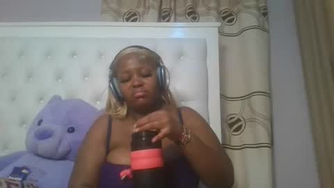 Taurus online show from April 15, 2026, 6:37 pm