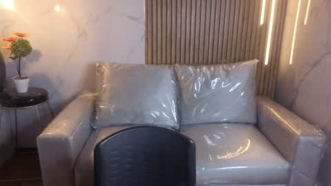 Snapshot of perla_lovely chatting on June 9, 2026, 12:28 pm perla_lovely online show from June 9, 2026, 12:28 pm