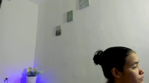 Snapshot of perla_mistc chatting on April 25, 2026, 5:21 am Perla mistc online show from April 25, 2026, 5:21 am