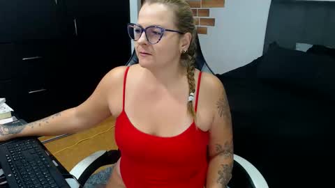 goloza online show from November 24, 2025, 2:33 am