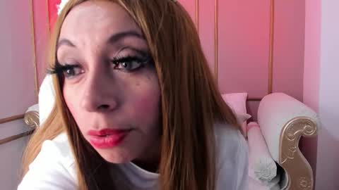 PerlaPreciosa online show from December 16, 2025, 4:17 am