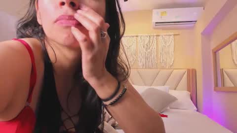 PerlaPreciosa online show from March 27, 2026, 8:26 am