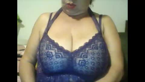 perlita070822 online show from January 9, 2025, 5:34 am