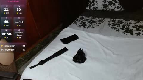 persefone_fire online show from February 2, 2026, 9:52 am