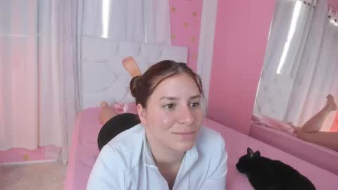 Snapshot of persefone_saira chatting on September 12, 2025, 9:59 pm Marie online show from September 12, 2025, 9:59 pm