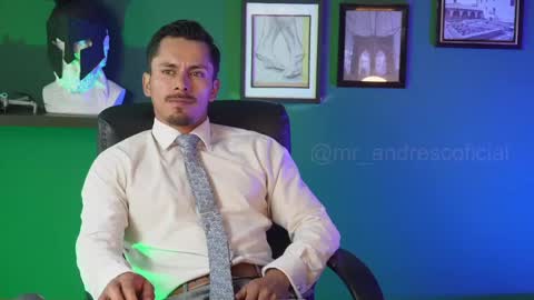 Snapshot of perseoo_88 chatting on March 4, 2025, 9:00 pm andres online show from March 4, 2025, 9:00 pm