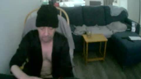 Snapshot of perver696969 chatting on January 25, 2025, 7:18 pm sex adicted online show from January 25, 2025, 7:18 pm