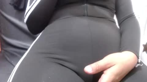 Snapshot of pervert_suseth chatting on January 28, 2025, 2:10 pm Suseth online show from January 28, 2025, 2:10 pm
