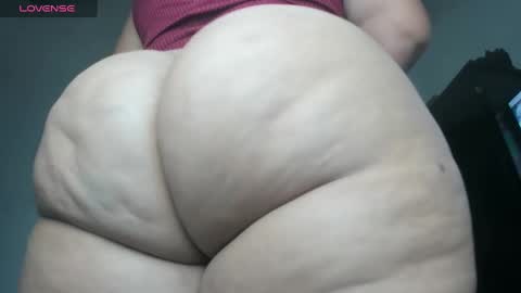 Snapshot of pervertt_mommy chatting on February 12, 2025, 4:44 pm Alexandra online show from February 12, 2025, 4:44 pm