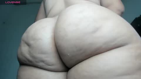 Snapshot of pervertt_mommy chatting on February 13, 2025, 10:02 am Alexandra online show from February 13, 2025, 10:02 am