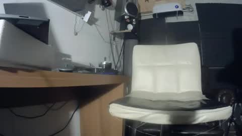 kinkypervxxx online show from November 17, 2025, 10:48 pm