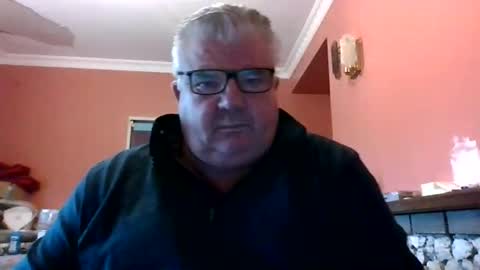 pete112991 online show from December 1, 2025, 12:10 pm