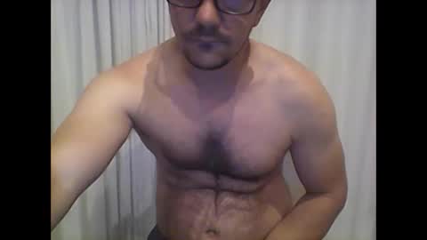 Snapshot of peter_7776 chatting on February 23, 2025, 4:39 am peter online show from February 23, 2025, 4:39 am