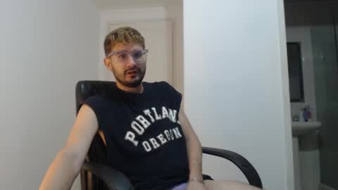 Snapshot of peter_x_annaud chatting on January 8, 2025, 11:32 am FELIPE online show from January 8, 2025, 11:32 am