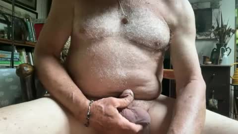 Snapshot of peterbartxxx chatting on July 1, 2026, 11:12 am peterbartxxx online show from July 1, 2026, 11:12 am