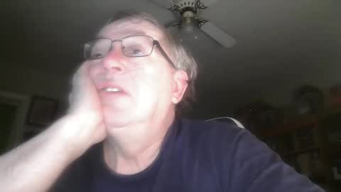 Snapshot of peterinohio57 chatting on April 1, 2026, 11:00 am peterinohio57 online show from April 1, 2026, 11:00 am