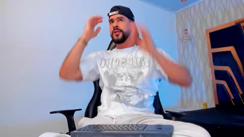 PETES EVANS new account online show from February 2, 2026, 11:25 pm