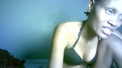 petite_africana001 online show from May 29, 2026, 2:53 am