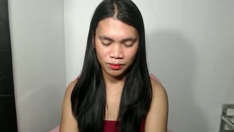 petite_pauline online show from February 25, 2026, 9:08 am