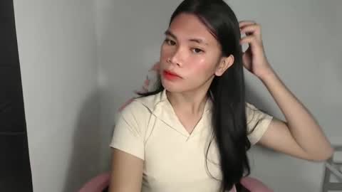 petite_pauline online show from March 3, 2026, 12:39 am