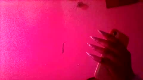 petite_princes online show from June 2, 2026, 8:16 am