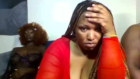 Snapshot of petite_queen001 chatting on September 9, 2025, 1:10 pm petite_queen001 online show from September 9, 2025, 1:10 pm