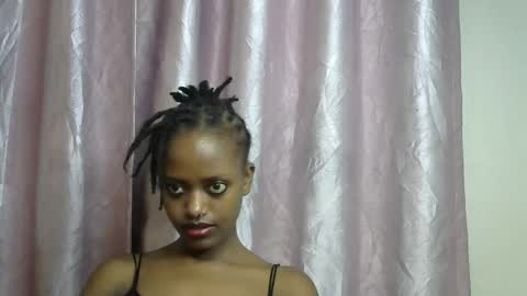 petite_star2 online show from January 6, 2026, 5:33 am